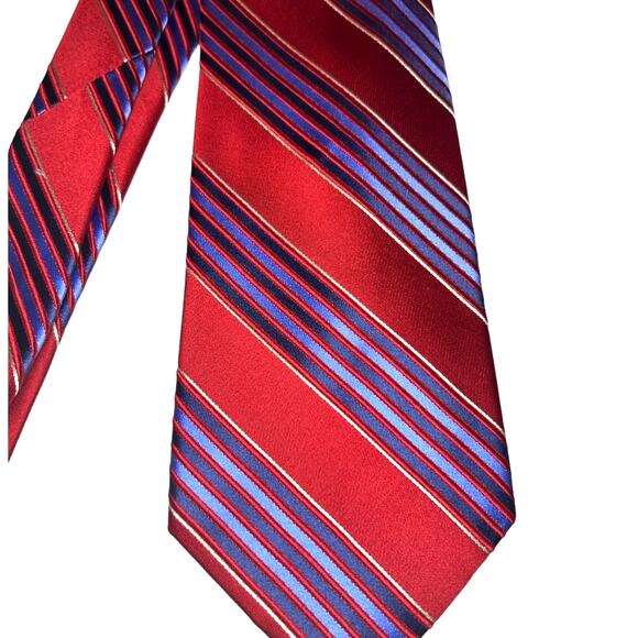 Jones New York Tie in Red and Blue Diagonal Stripes in Imported Silk - Picture 2 of 4